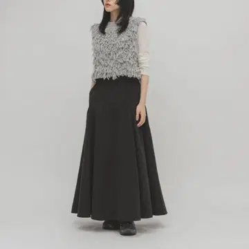 [ KBF ] 핀턱 플레어 스커트