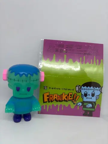 아트 정키 프랭키 소프트 비닐 BUBBLEWRAPPTOYS 한정판