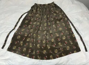 PEYTON PLACE 꽃무늬 새틴 롱 스커트