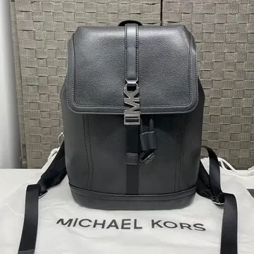 미사용품 MICHAEL KORS 블랙 가죽 백팩