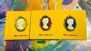 미세스 [BABELnoTOH] 가챠 핀 배지 3개 세트