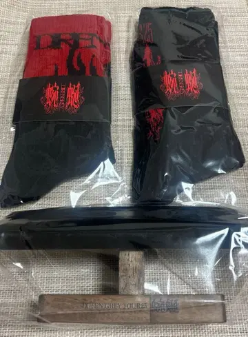 DIR EN GREY VIP 혜택 양말, 액세서리 스탠드 3점