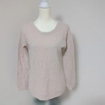 유니클로 아이보리 니트 직물 긴팔 니트 스웨터