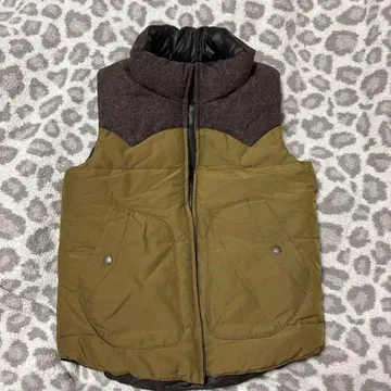리버서블 다운 베스트 올리브 그린 브라운