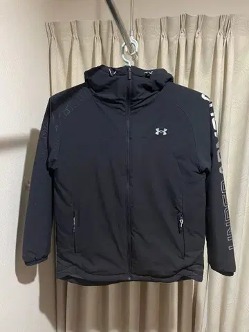 언더아머 인슐레이티드 자켓 패딩 자켓 아우터 구제 의류