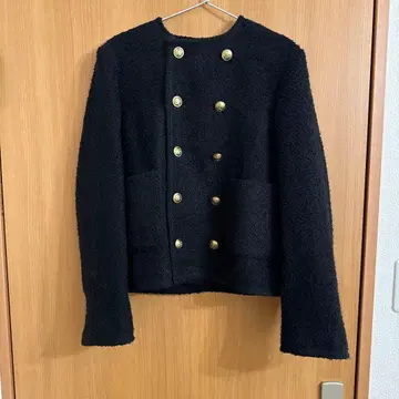 미라 오웬 블랙 노카라 자켓 코트