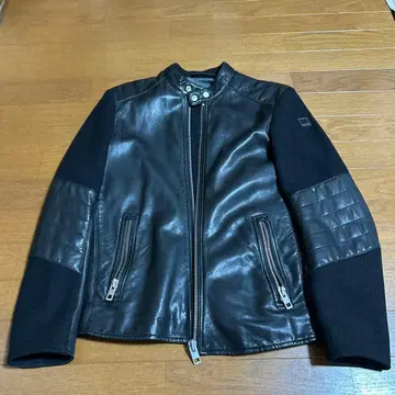 HUGO BOSS 가죽 자켓 USED