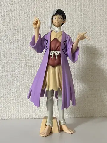 dr.stone 아사기리 겐 피규어 프라이즈