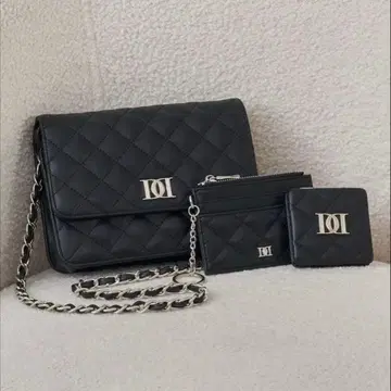 다리치 DD 로고 퀼팅 트래블 세트 블랙