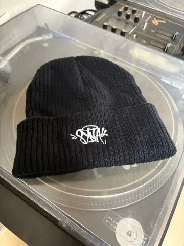 센트럴 씨 니트 비니 syna