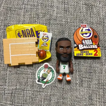 NBA Ballers 제이렌 브라운 피규어