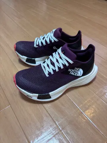 [ 새상품급 ] THE NORTH FACE 트레일런 신발 vectiv
