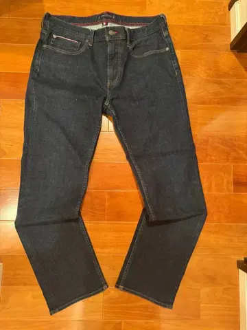 Tommy Hilfiger 스트레이트 데님