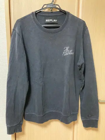 REPLAY 자수 로고 맨투맨 트레이닝복 리플레이
