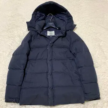 피레넥스 유나이티드 애로우즈 별주 다운 자켓 후드 부착