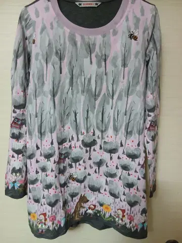 알베로베로 빨간 망토 상의 티셔츠