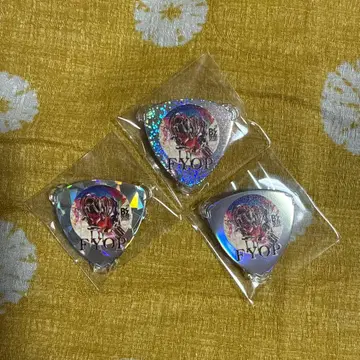 B'z 가챠가챠 핀 배지 피크 새상품 미사용