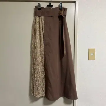 RESEXXY 브라운 레이스 플레어 스커트