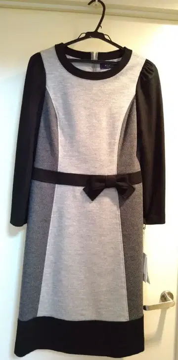 엠즈 그레이시 원피스 38 미사용 새상품 2024년