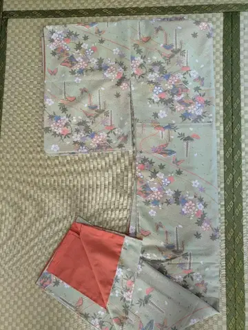 [기모노0003] 화학 섬유 기모노 3가지 옅은 녹색의 고전 패턴