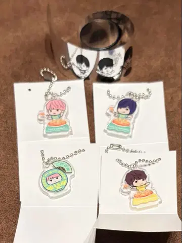 Kiramune 팬미팅 타카사키 은색 테이프 랜덤 아크릴 참