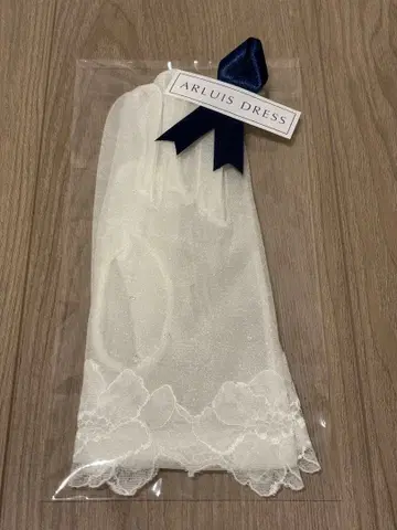 ARLUIS DRESS 웨딩 숏 그로브 크리스탈 자수