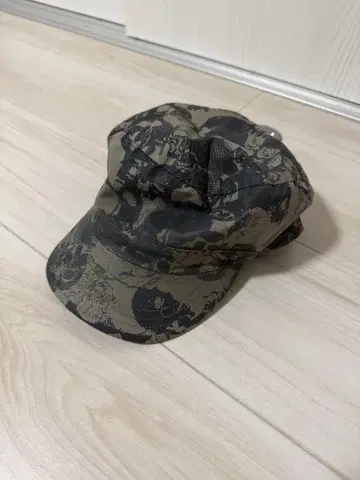 [레어] LGB 스컬 패턴 캡