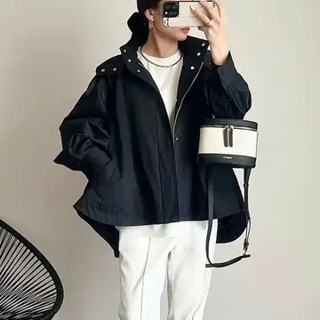 [ 새상품급 ] 에마 3WAY 플레어 마운틴 파카 블랙