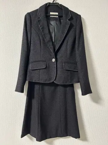 애니시스 스커트 수트