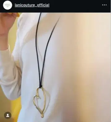 Lani Couture 하트형 목걸이