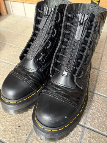 닥터마틴 신클레어 BEX 더블 밑창 부츠 제브라