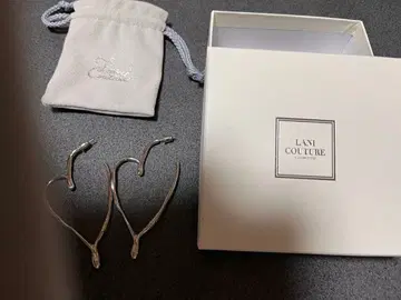 라니쿠튀르 LANICOUTURE akiki 하트 귀찌