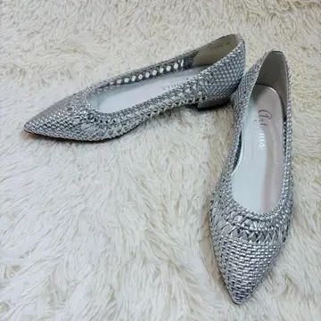 artemis by DIANA 메쉬 스틸레토 플랫슈즈