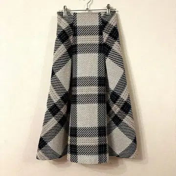 SNIDEL 로빙 체크 스커트