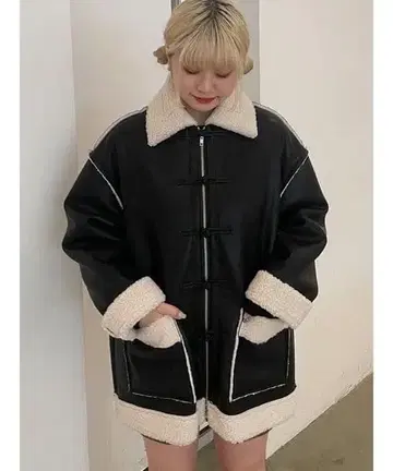 쥬에티 페이크 무스탕 차이나 자켓