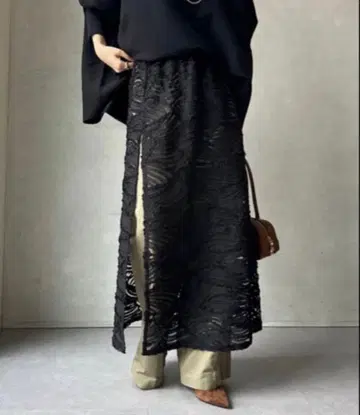 [ 새상품 ] [ doudou ] 블랙 레이스 롱 스커트