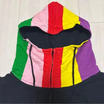 모모이로 클로버 Z 후드티