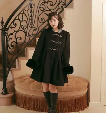 evelyn 에블린 턱 비트 코트