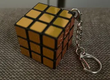 미니 루빅스 큐브 골드 키링 포함