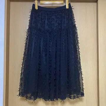 [ 새상품급 2025 ] 엠즈 그레이시 리본이 떠오르는 샤샤 스커트 블랙