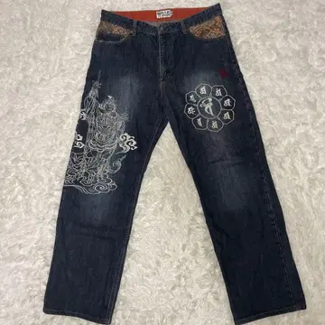 새상품급 카라쿠리타마시 일본풍 패턴 자수 데님 팬츠 w36