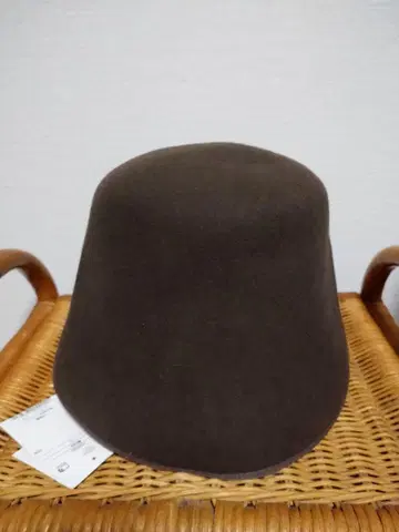 새상품 택 포함 울 햇 모카색 100% 울