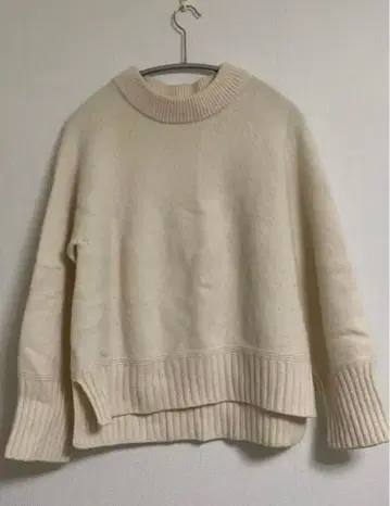 MACPHEE 아이보리 니트