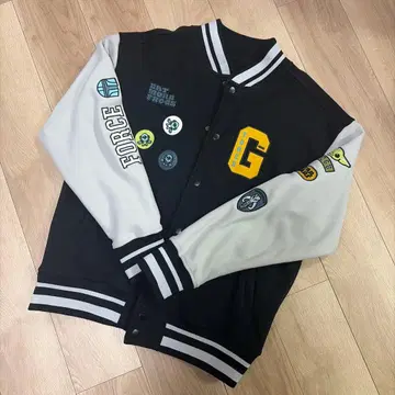 [ 레어템 ] STAR WARS 스타 워즈 바시티 자켓 만달로리안