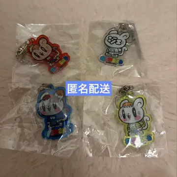 제 고양이 아크릴 다이스컷 키링 GENERATIONS