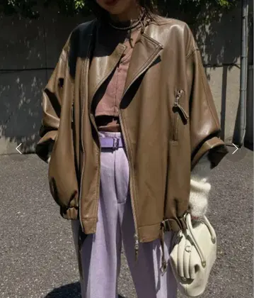 Ameri EGG GATHER LEATHER JACKET 브라운