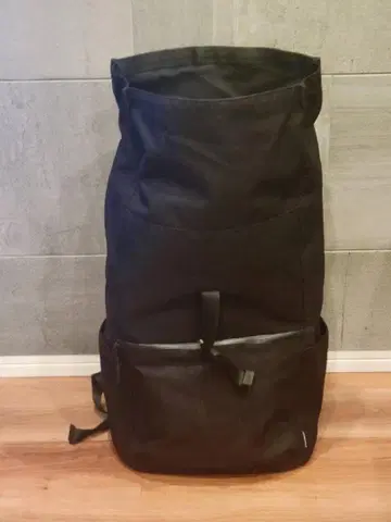 유니클로 UNIQLO 롤탑 백팩 블랙