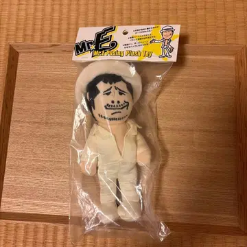 Mr.E 포징 봉제 인형