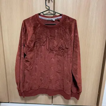 FILA 빨간색 로고 자수 트레이닝복 S