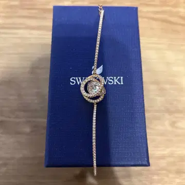 Swarovski 로즈 골드 팔찌